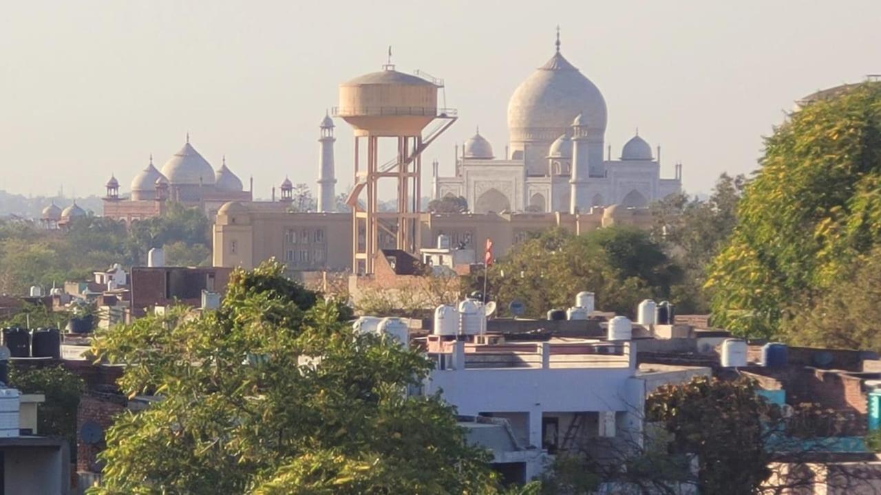 Hotel Akash Raj Agra (Uttar Pradesh)