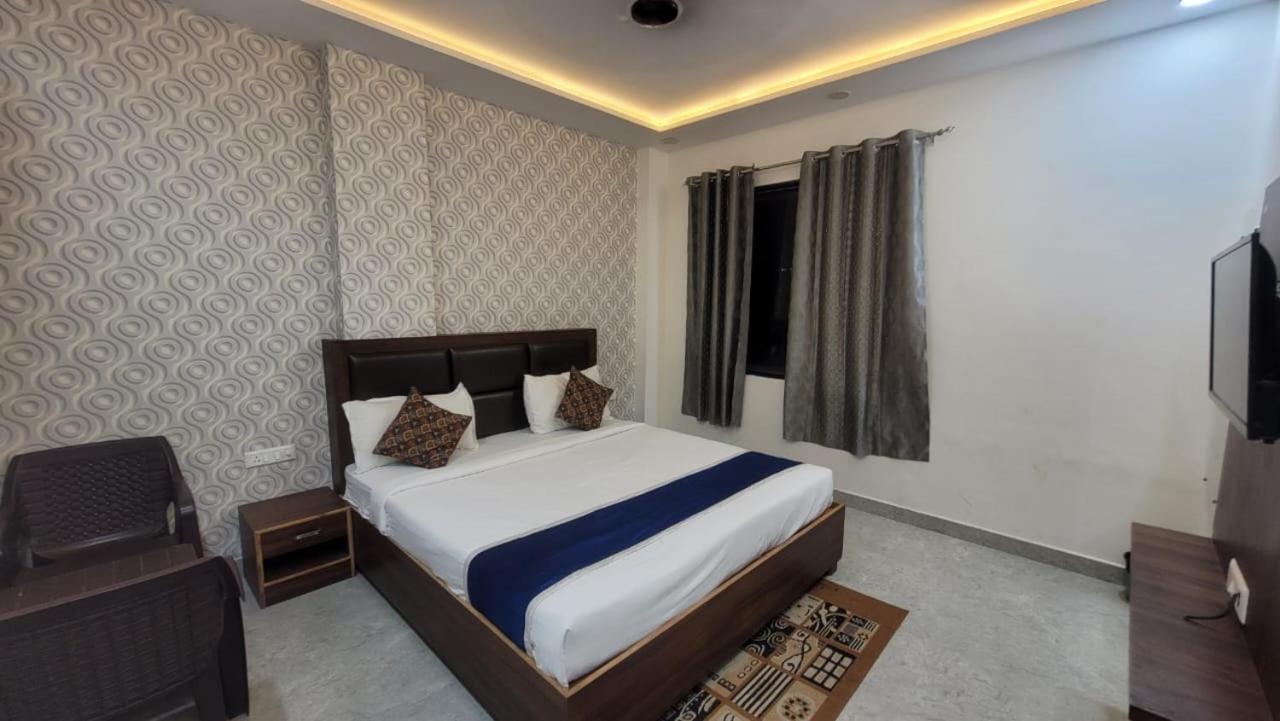 Akash Raj 3* Agra (Uttar Pradesh)