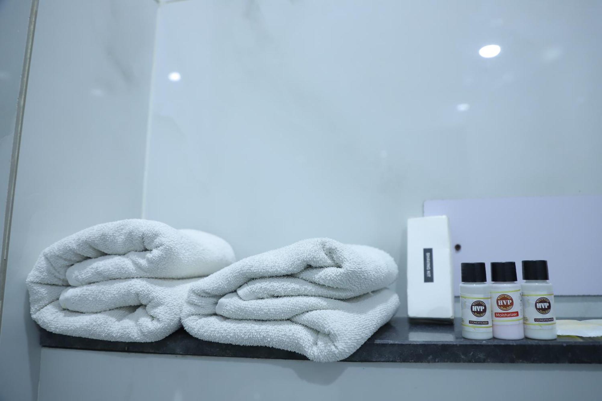 Akash Raj Hotel