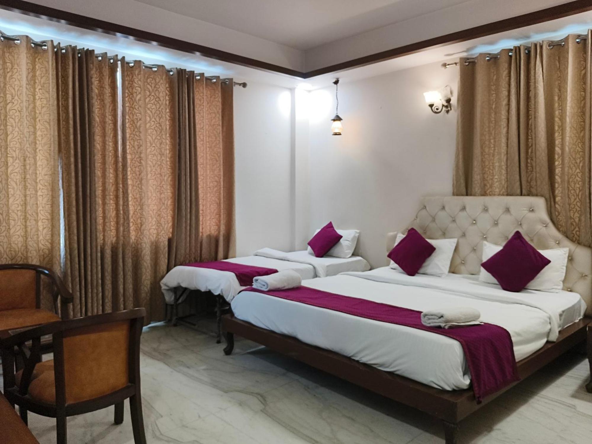 Hotel Grande By Goyal Hoteliers