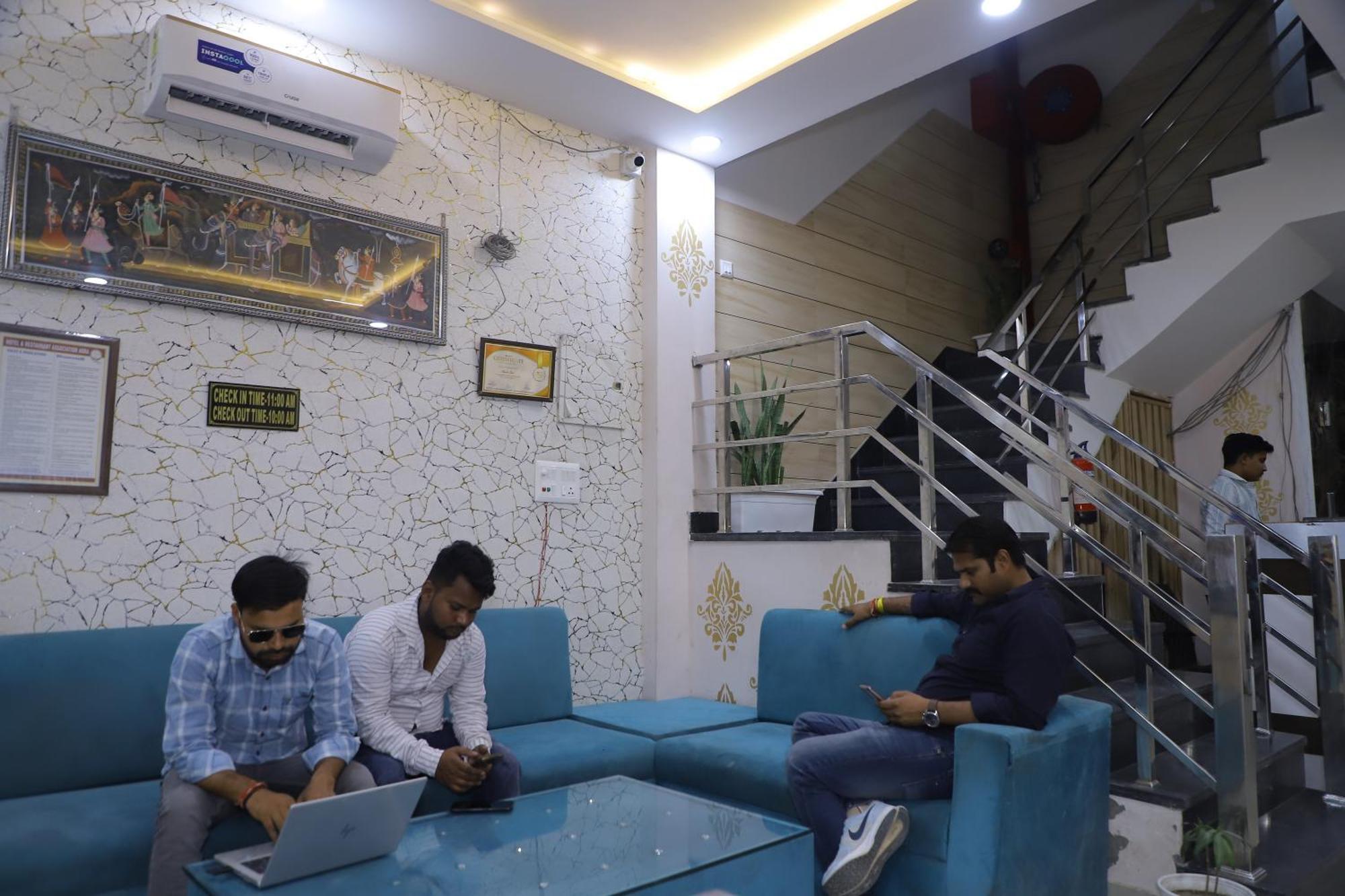 Akash Raj 3* Agra (Uttar Pradesh)