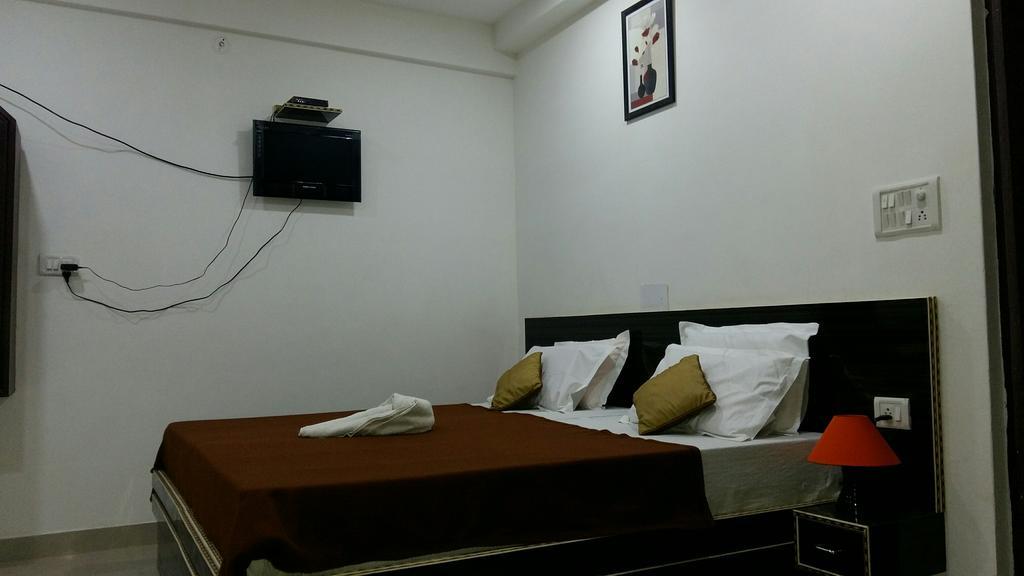 Safari Hotel Agra (Uttar Pradesh)