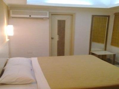 Hotel Kumar Grand Casa 3*