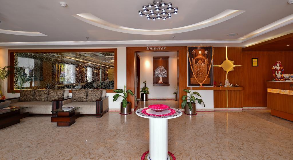 Hotel Seven Hills Tower 3*
