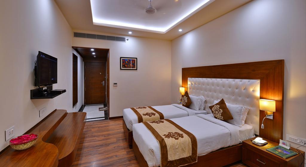 Seven Hills Tower Agra (Uttar Pradesh)