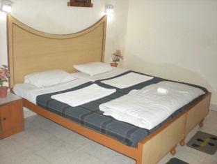 Tourist Hotel