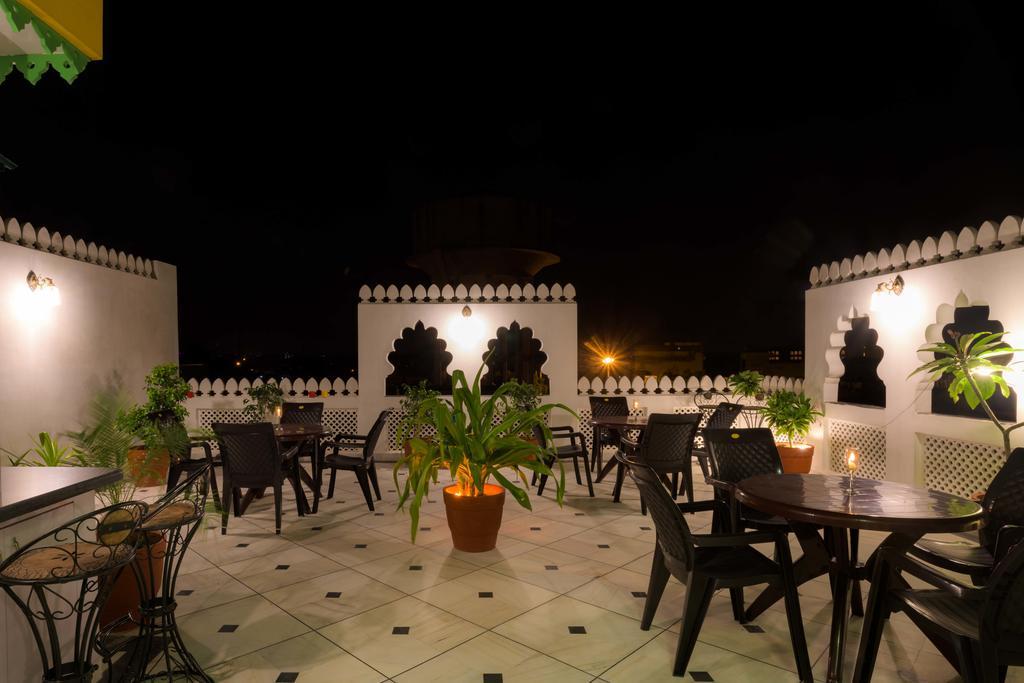 The Coral Court Agra (Uttar Pradesh)