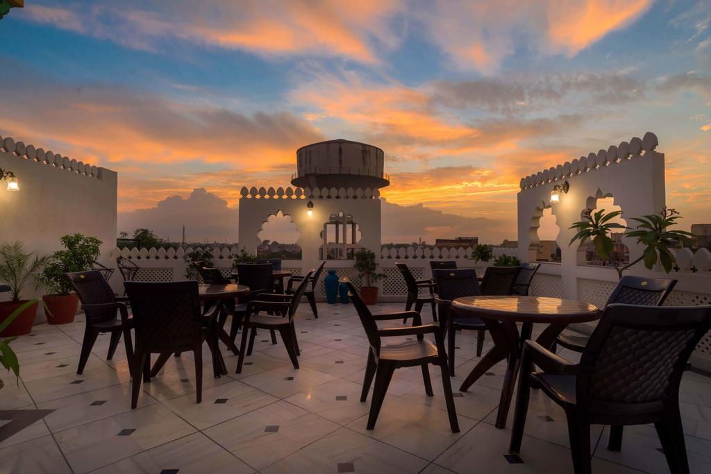 Homestay The Coral Court