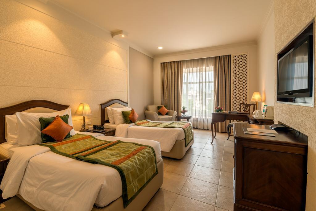 Howard Plaza The Fern, Hotel 4*