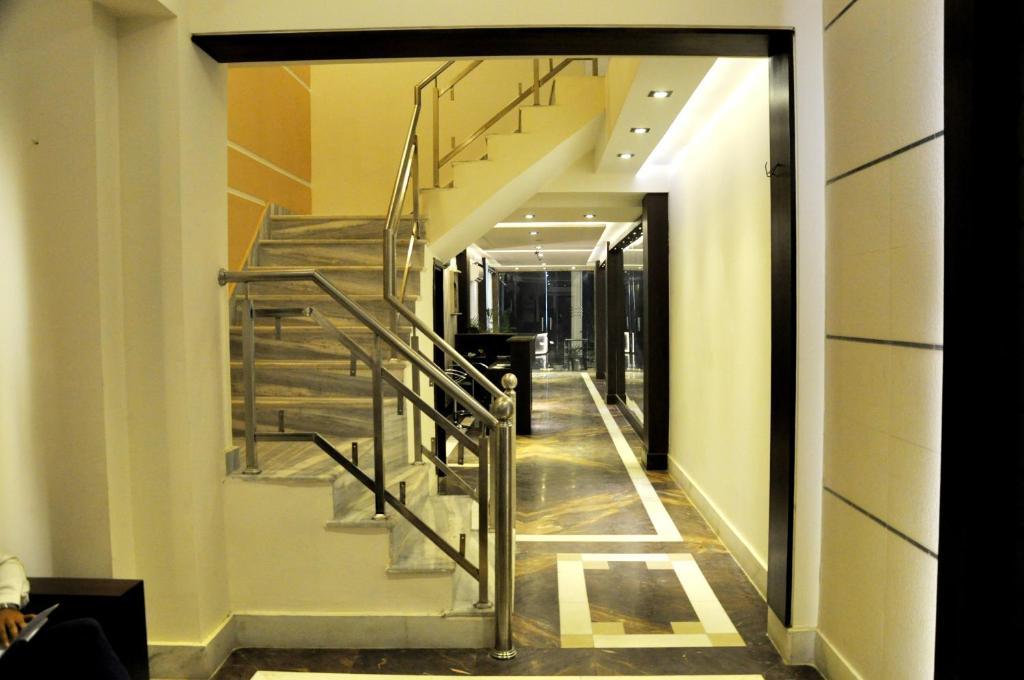 Hotel Kush 3*