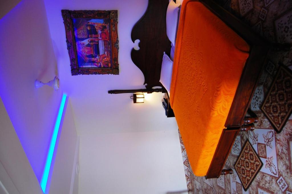 Hotel Tourist Agra (Uttar Pradesh)