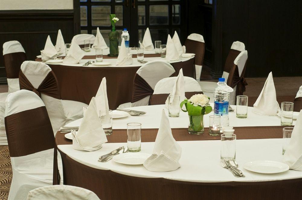 Hotel Howard Plaza The Fern, Agra (Uttar Pradesh)