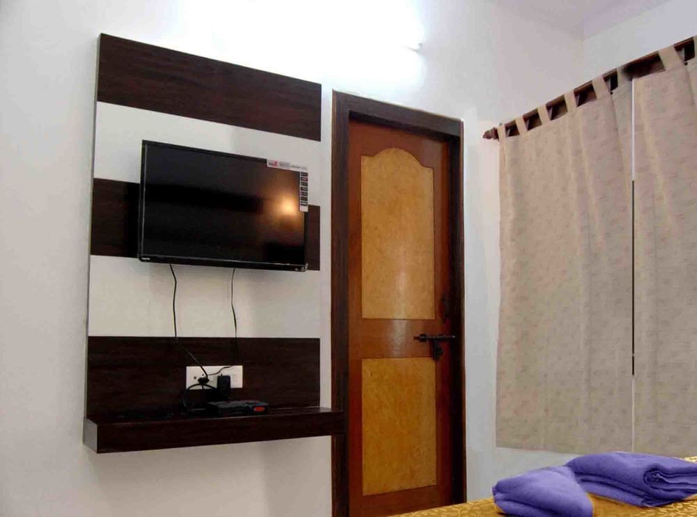 Hotel Sidhartha Walking Distance From Tajmahal Agra (Uttar Pradesh)