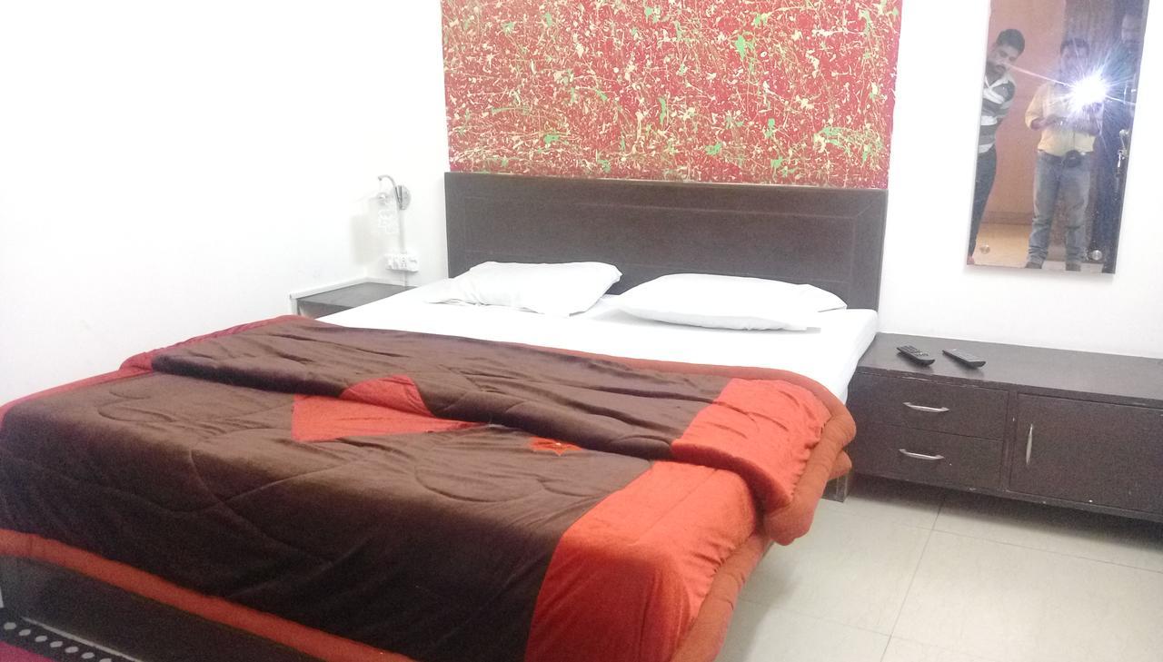 Hotel Aashiyanaa Palace Agra (Uttar Pradesh)