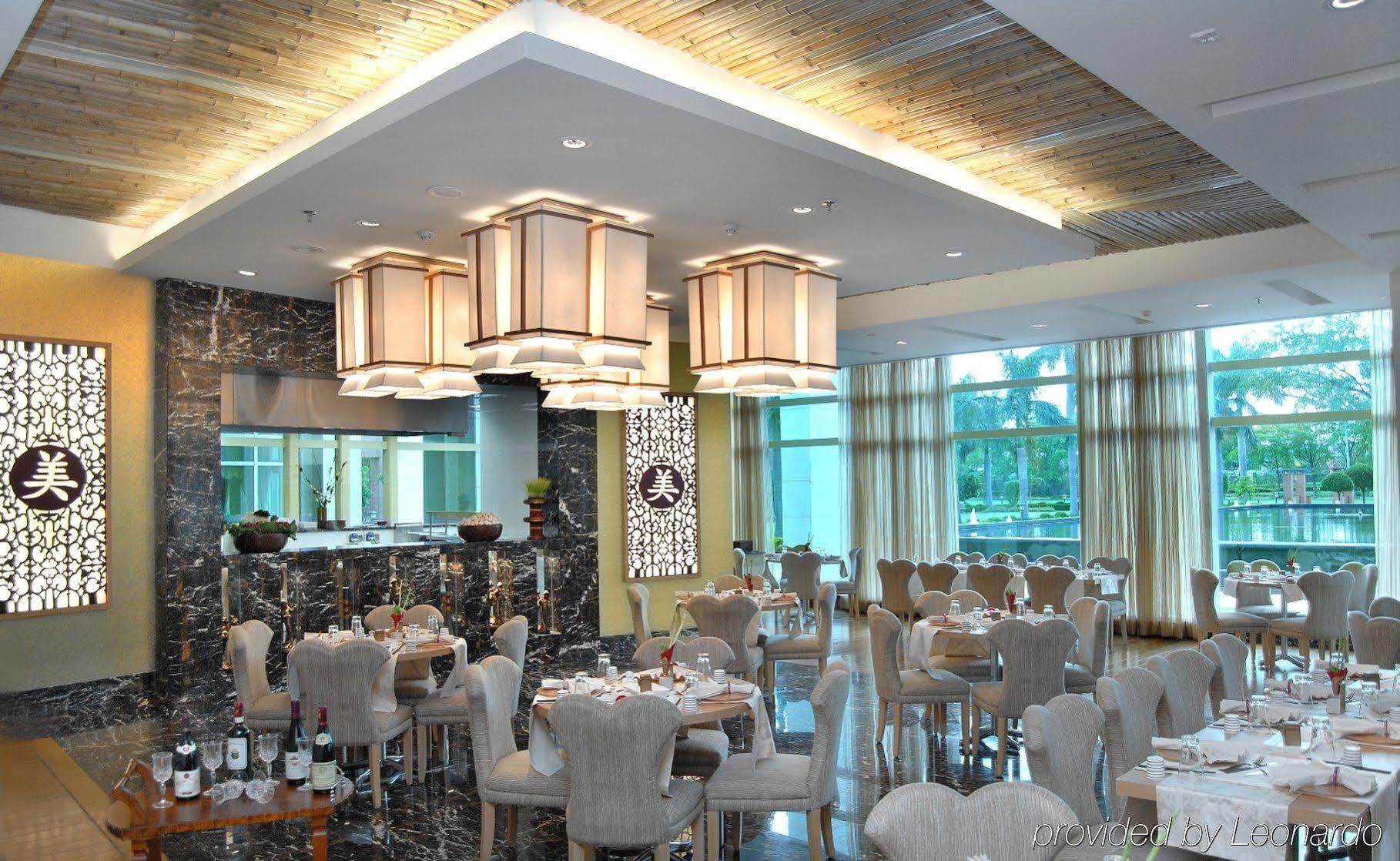 Jaypee Palace 5*