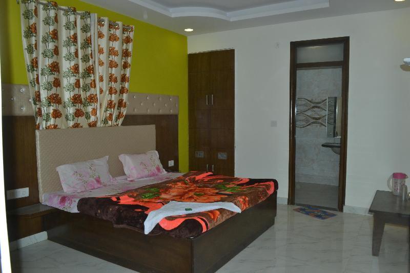 Oyo 16147 Jyoti Continental 3* Agra (Uttar Pradesh)