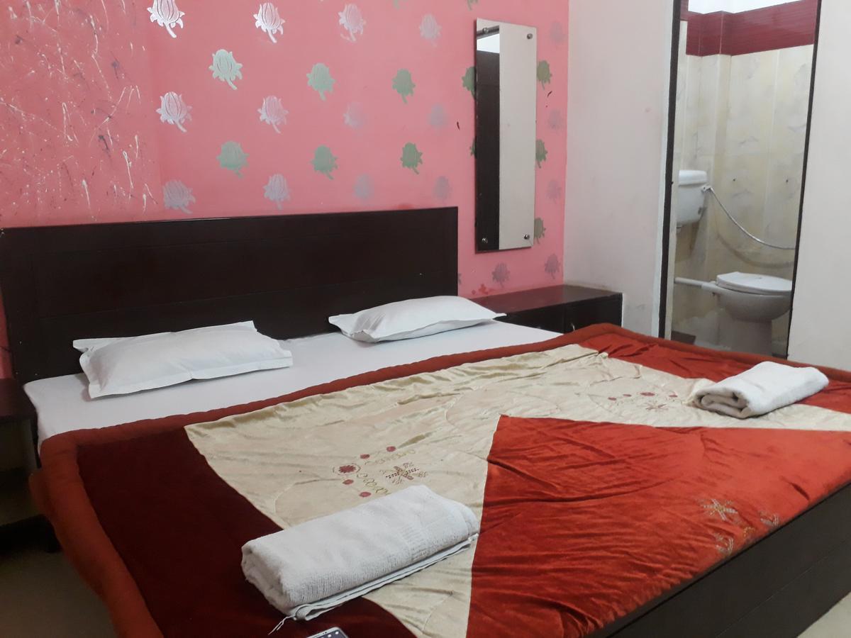 Aashiyanaa Palace Hotel Agra (Uttar Pradesh)