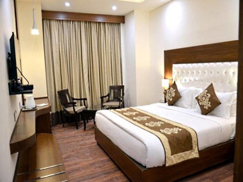 Hotel Seven Hills Tower