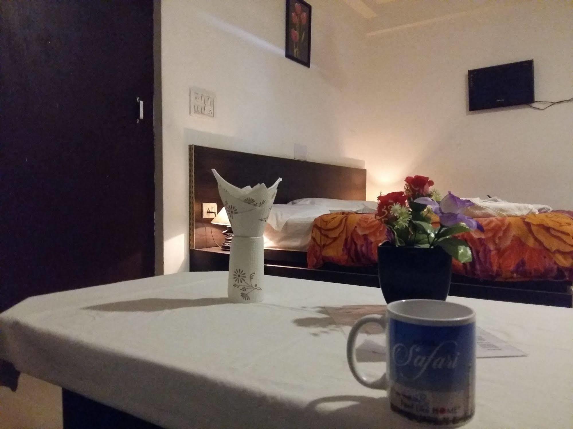 Safari Hotel Agra (Uttar Pradesh)