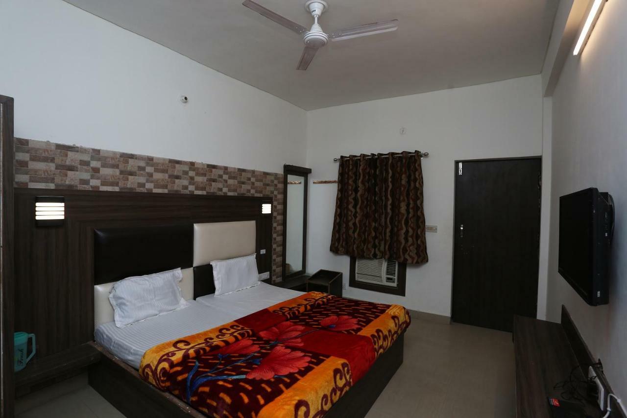 Shyam Palace Agra (Uttar Pradesh)