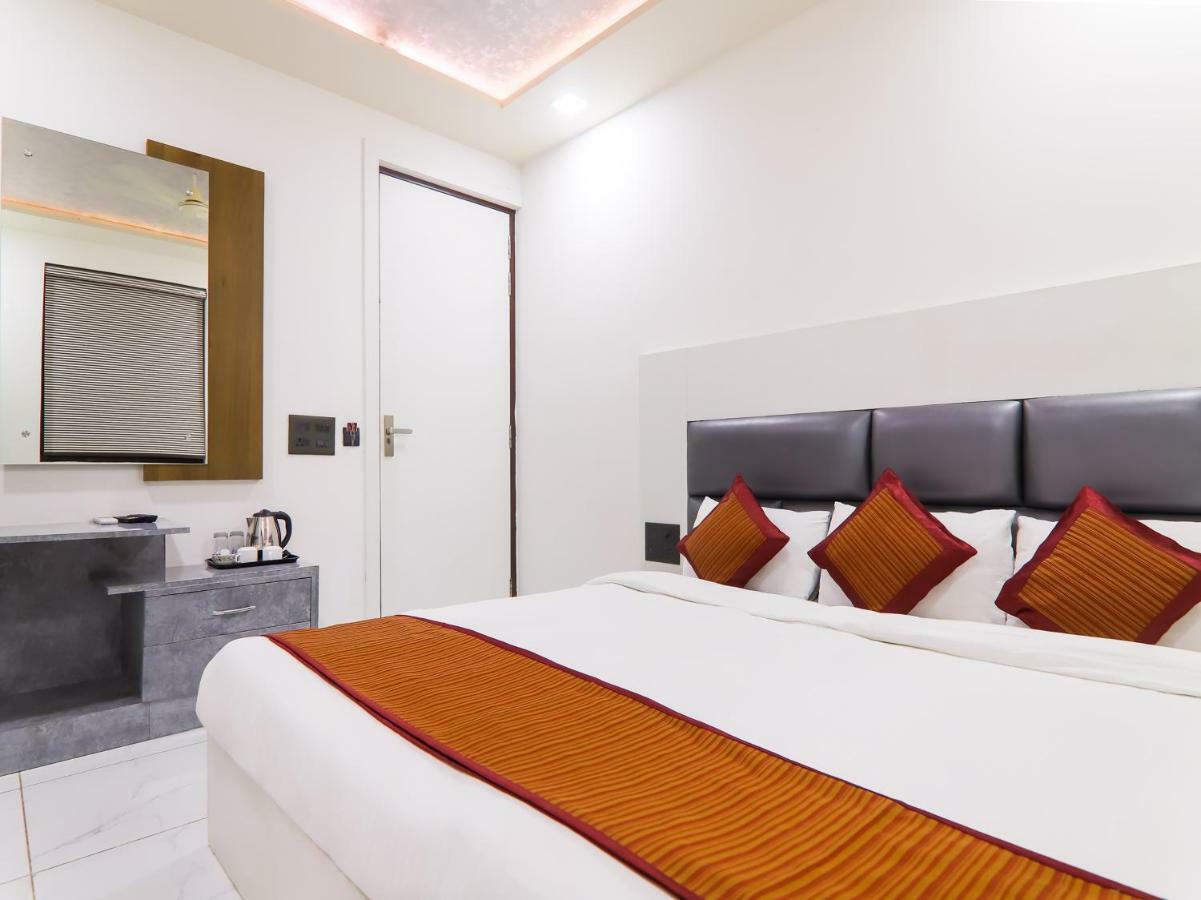 Grand Sparrow Hotel 3*