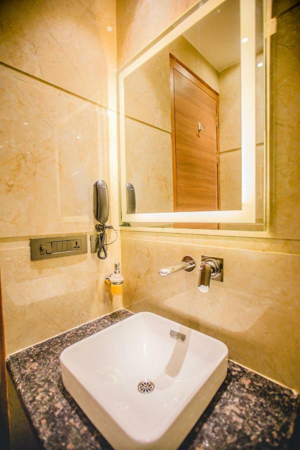 Hotel Square, India