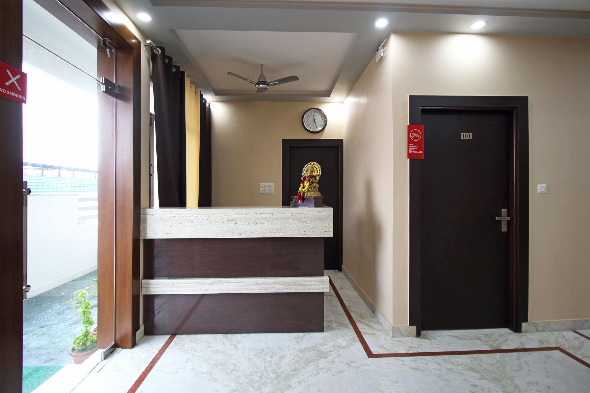Guest house Aaradhya Residency 2*
