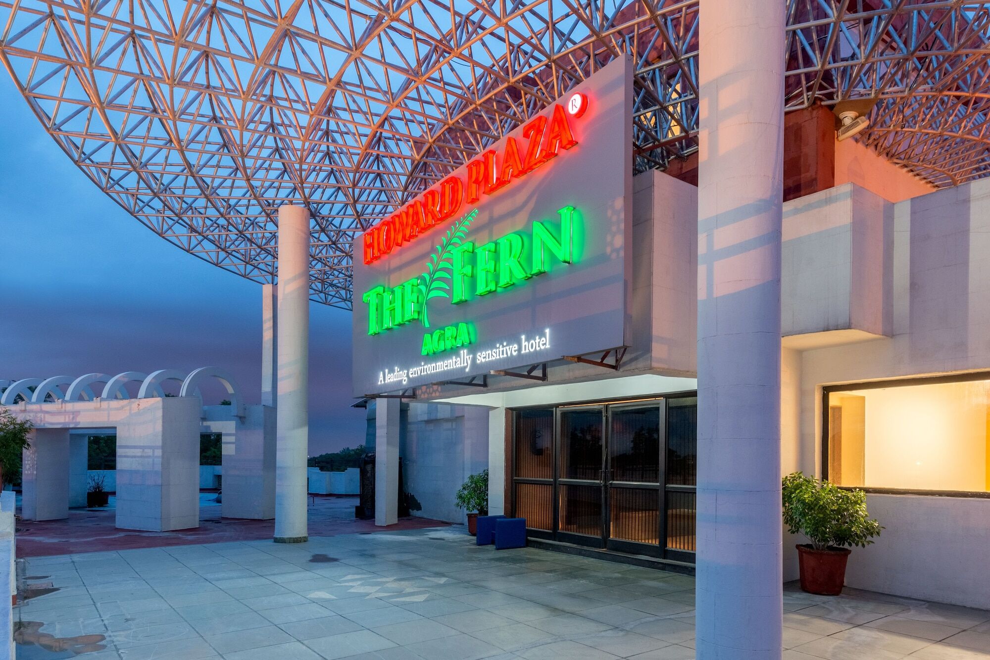 Howard Plaza The Fern, 4*
