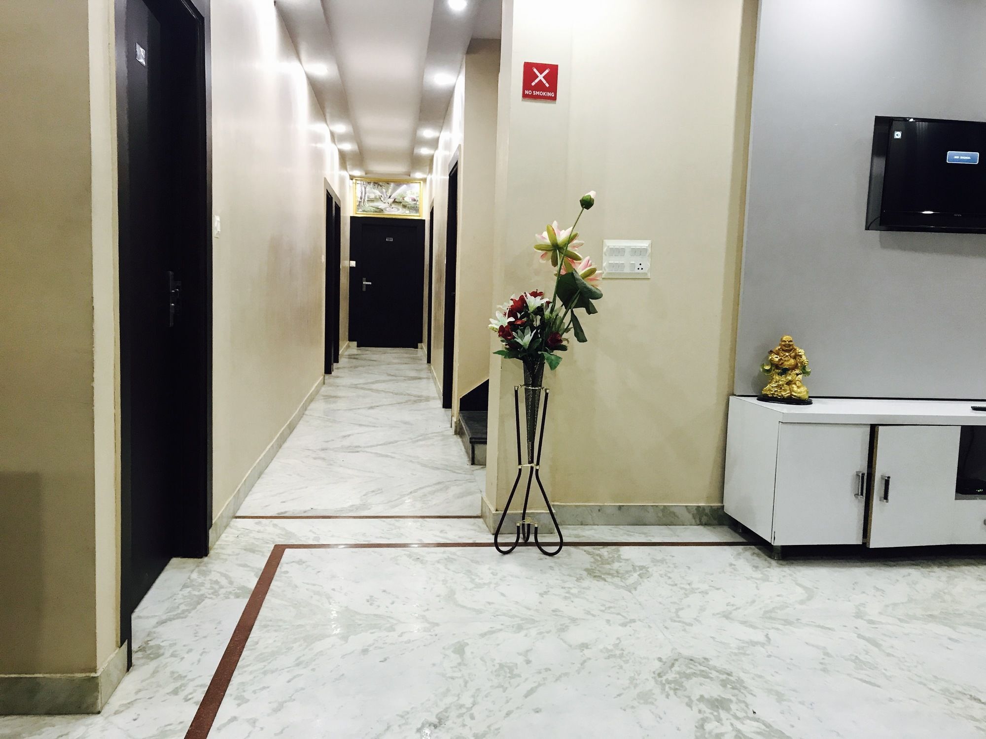 Aaradhya Residency Hotel 3*