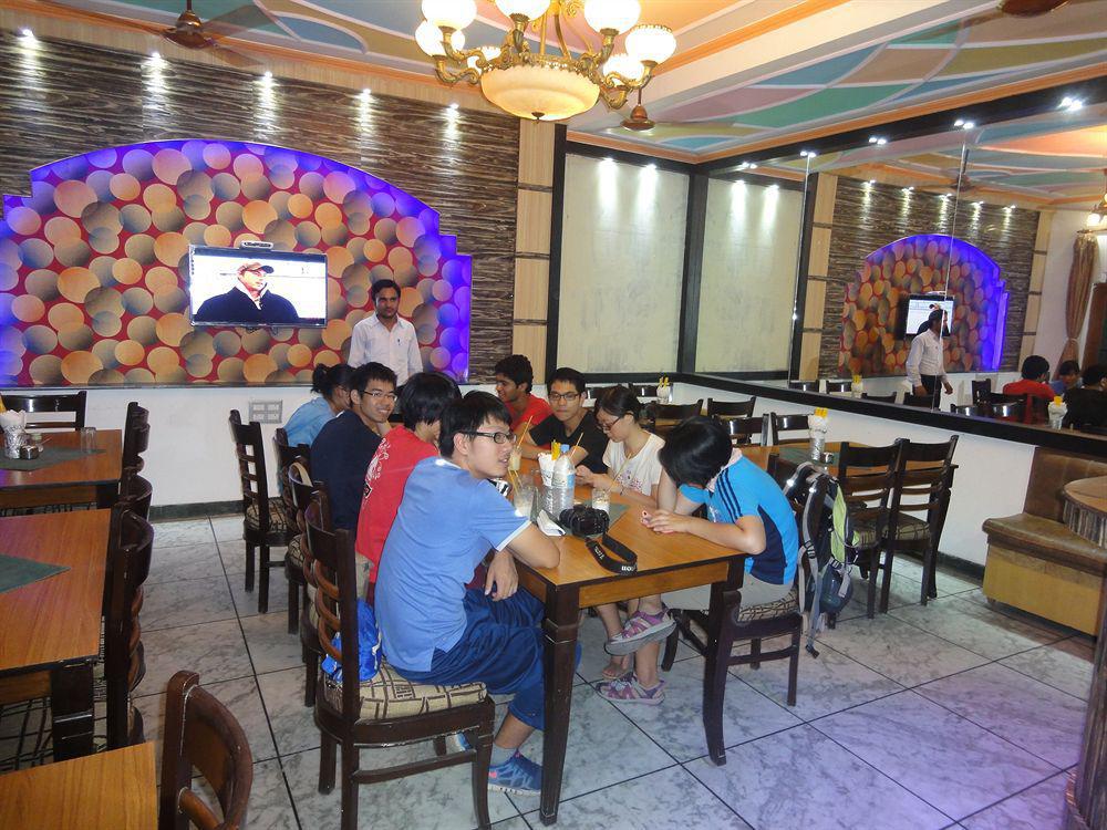 Taj Plaza, Vip Road,