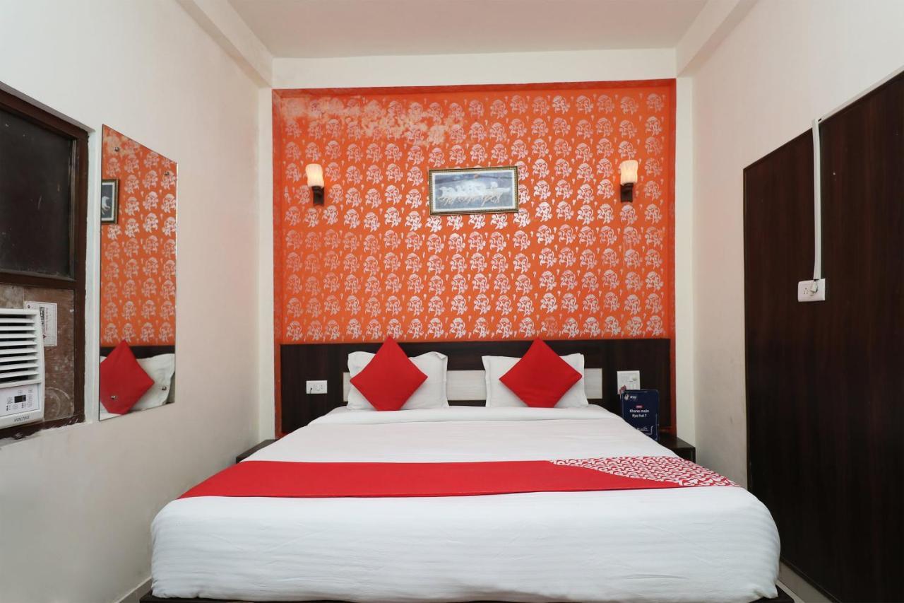 Hotel Oyo 22656 Taj Paradise Agra (Uttar Pradesh)