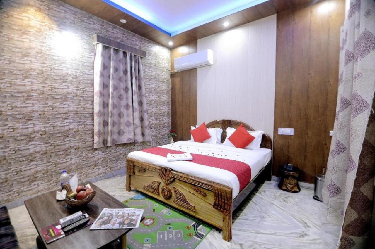 Hotel Rashmi 3*